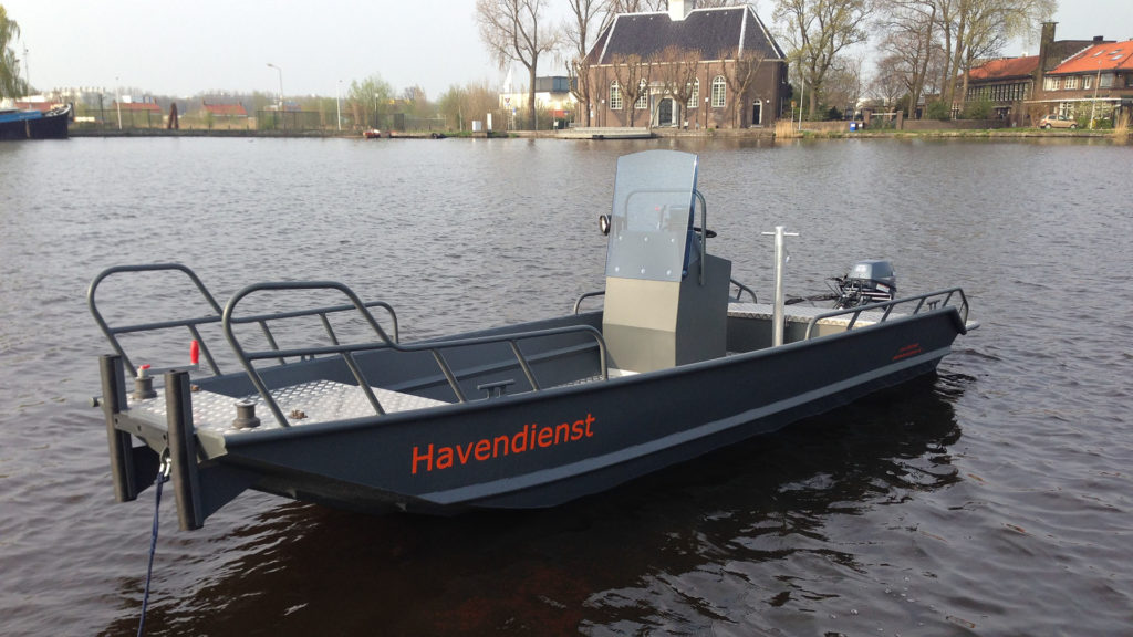 AluminiumJon.nl - Jon 518 - Aluminium werkboot o.a. geschiktvoor havendiensten